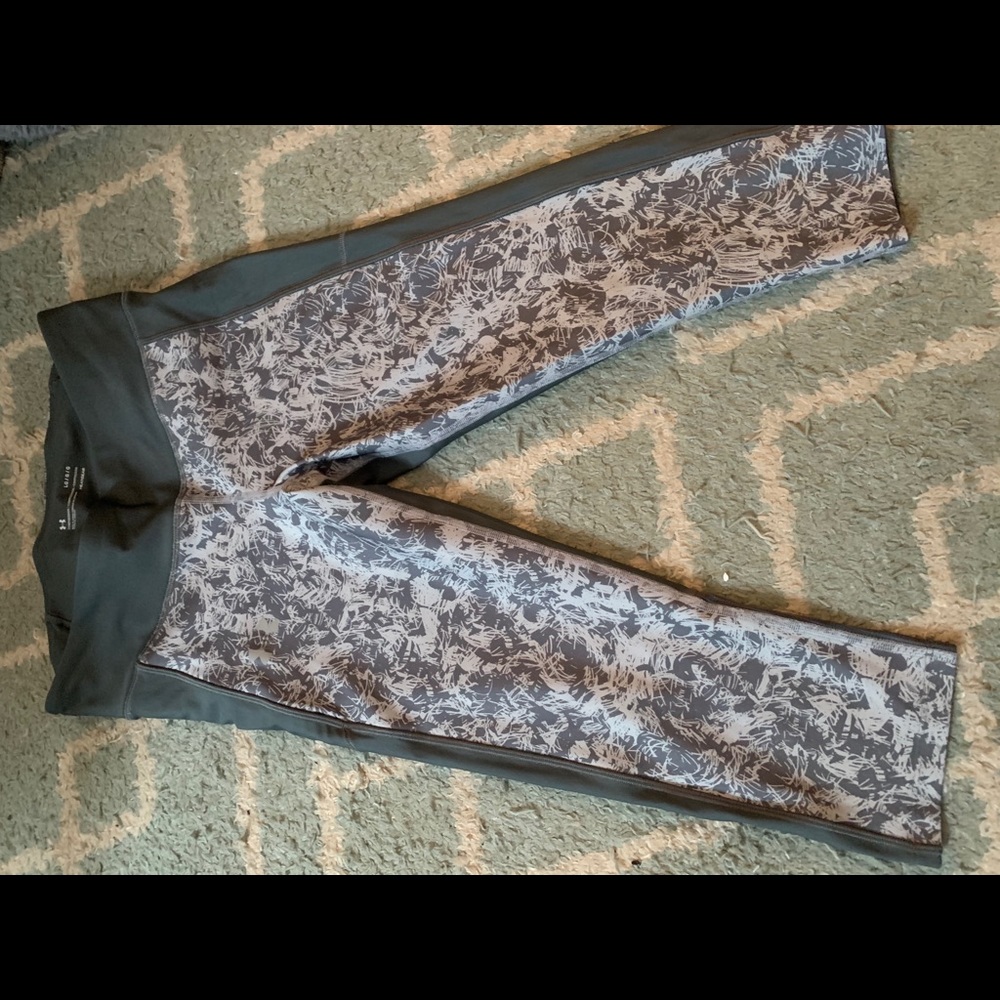 Half length leggings